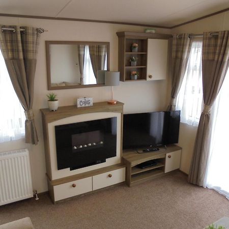 The Grange Ingoldmells: Elan 6 Berth, Central Heated, Wrap Around Decking 외부 사진